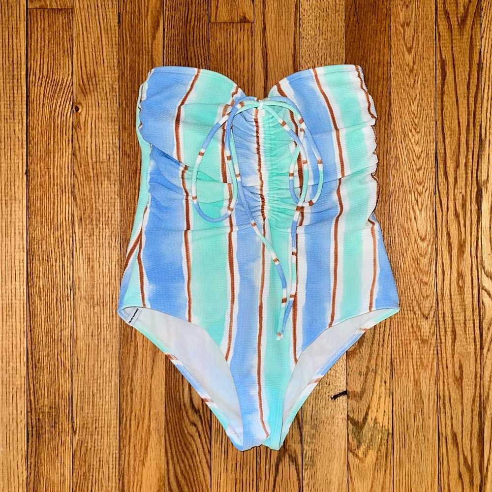 NWOT Body Glove one piece